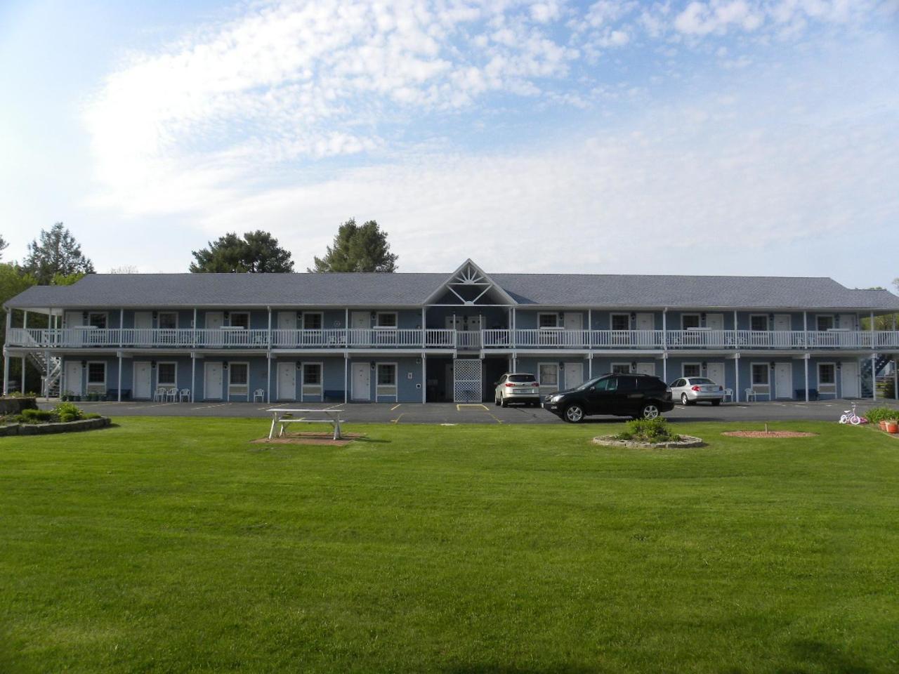 Americas Best Value Inn Scarborough Portland Екстериор снимка
